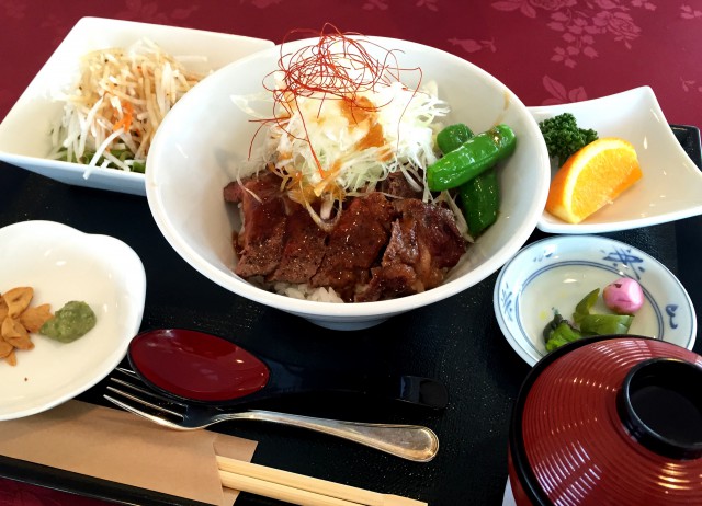 ステーキ丼