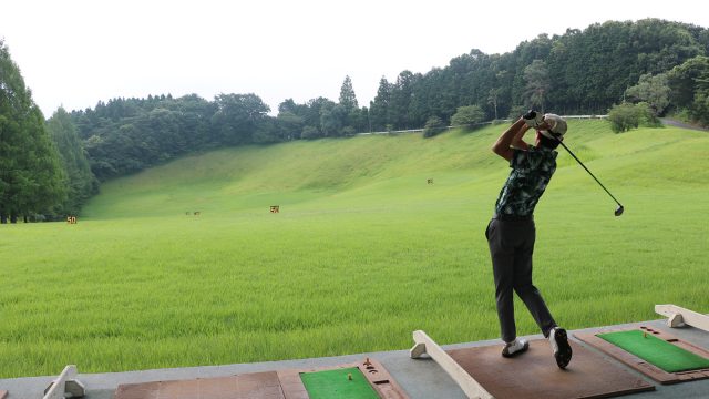 紫塚ゴルフ倶楽部